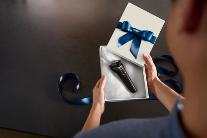 Philips Wet and Dry Electric Fast Charge Shaver series 1000 S1103/02 / S1103 Pencukur Bulu